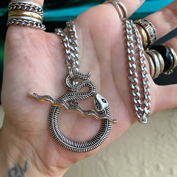 Snake choker necklace . toggle clasp stainless steel cuban chain choker necklace - Picture 2 of 14